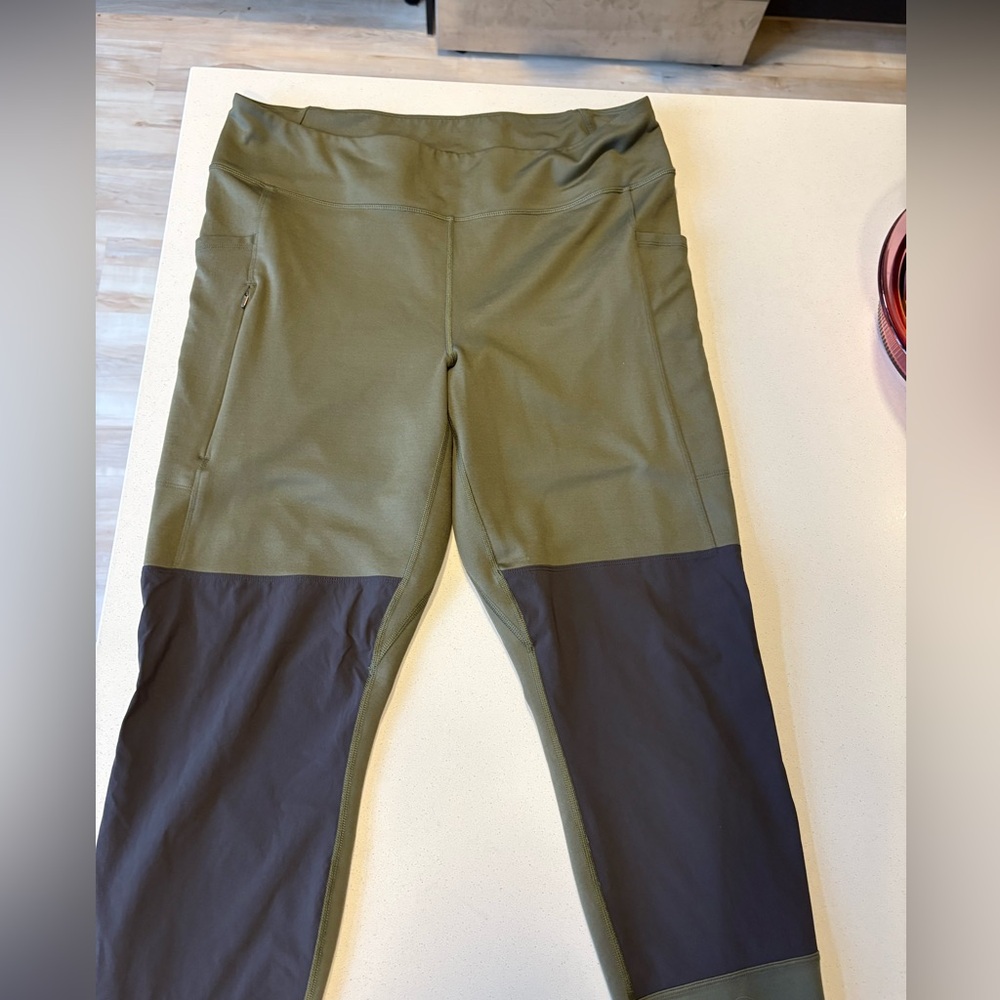 Patagonia Women’s Pack Out Hike Tights